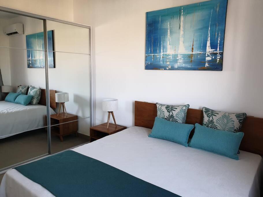 Penthouse Vue Sur Mer 200M2 Pereybere Beach Exteriör bild