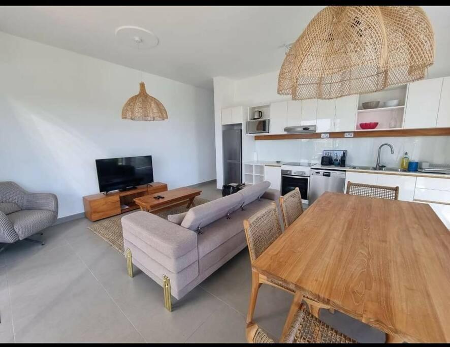 Penthouse Vue Sur Mer 200M2 Pereybere Beach Exteriör bild