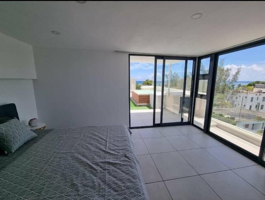 Penthouse Vue Sur Mer 200M2 Pereybere Beach Exteriör bild